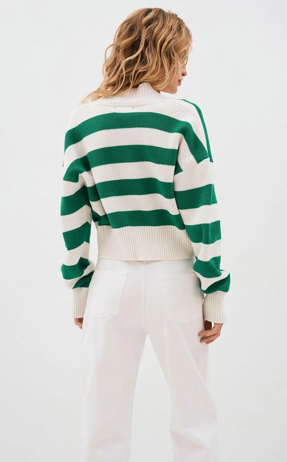 chouyatou Women's V-Neck Button Down Striped Cardigan Sweater Fall Cute Knit Crop Cardigan Top