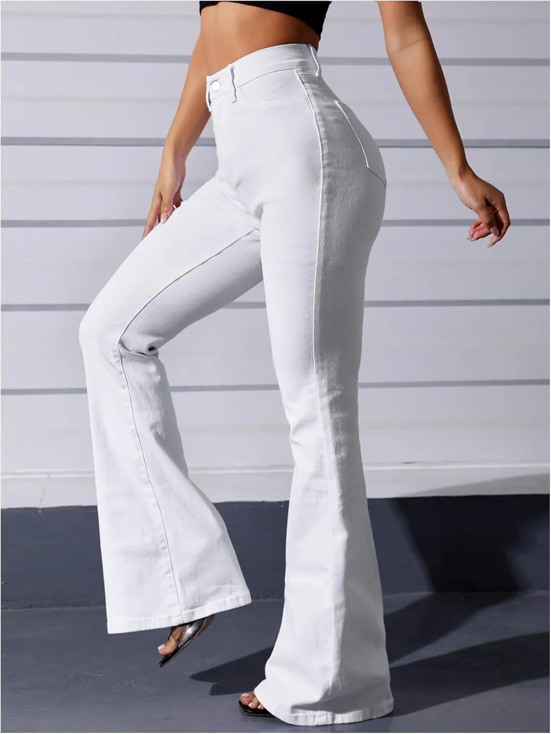Floerns Women's High Waisted Flare Leg Jeans Zipper Fly Bell Bottom Denim Pants