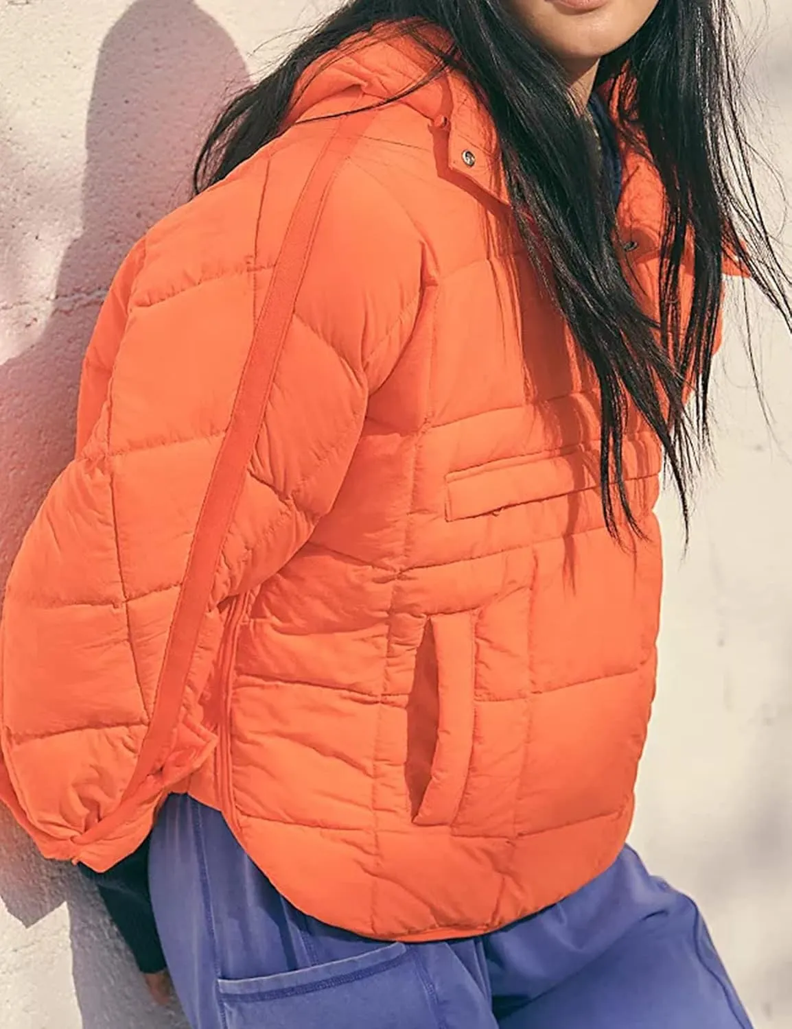 Kissonic Women's Lightweight Puffer Jacket, Packable Long Sleeve Hooded Down Coat Oversized Puffer Outwear with Pockets