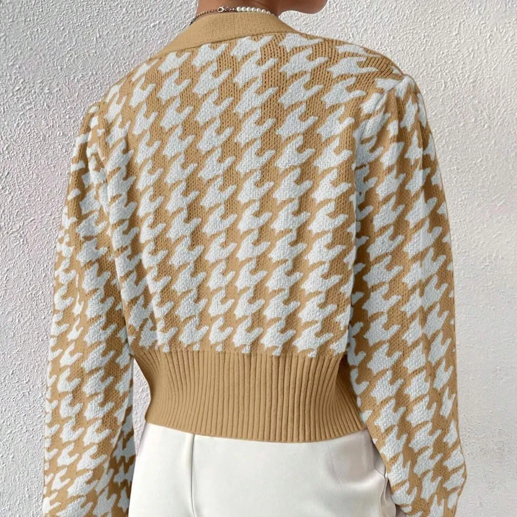 LOFAAC Women Oversized Houndstooth Button Down Cropped Cardigan Elegant Long Sleeve V Neck Chunky Knit Sweater Outerwear