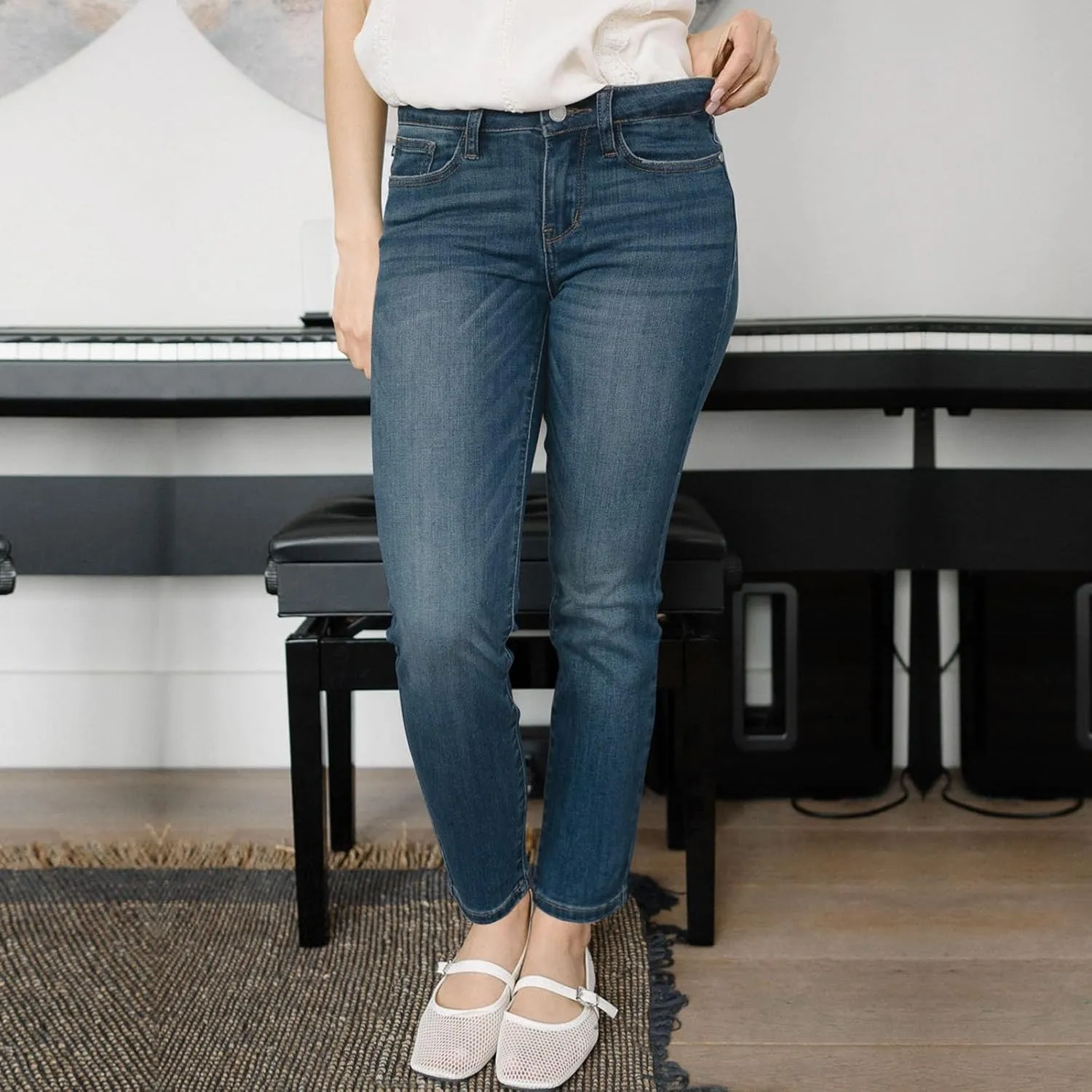 Skinny Jeans for Women High Waist Stretch Straight Leg Cropped Jeans Comfy Distressed Curvy Jean Leggings with Pockets