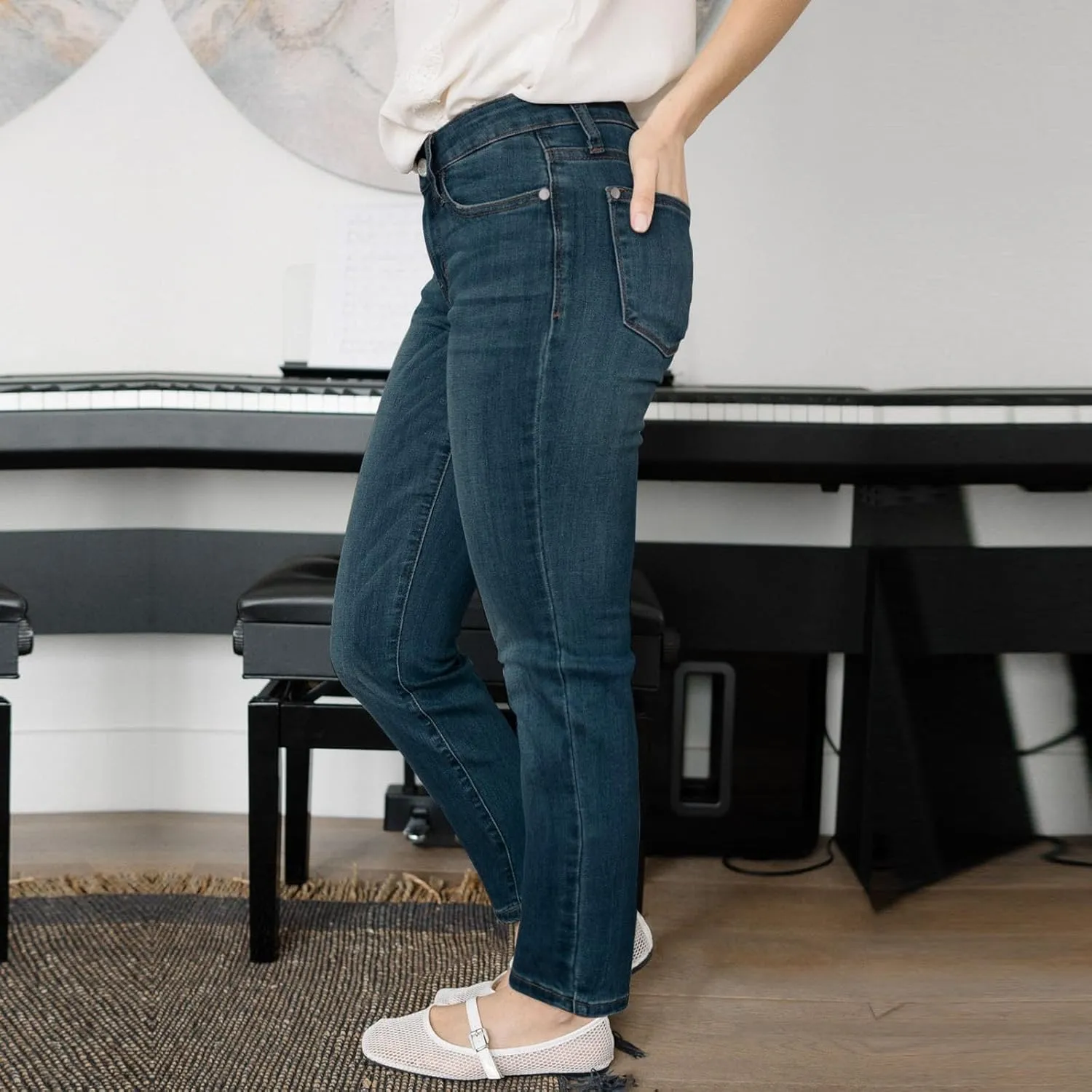 Skinny Jeans for Women High Waist Stretch Straight Leg Cropped Jeans Comfy Distressed Curvy Jean Leggings with Pockets