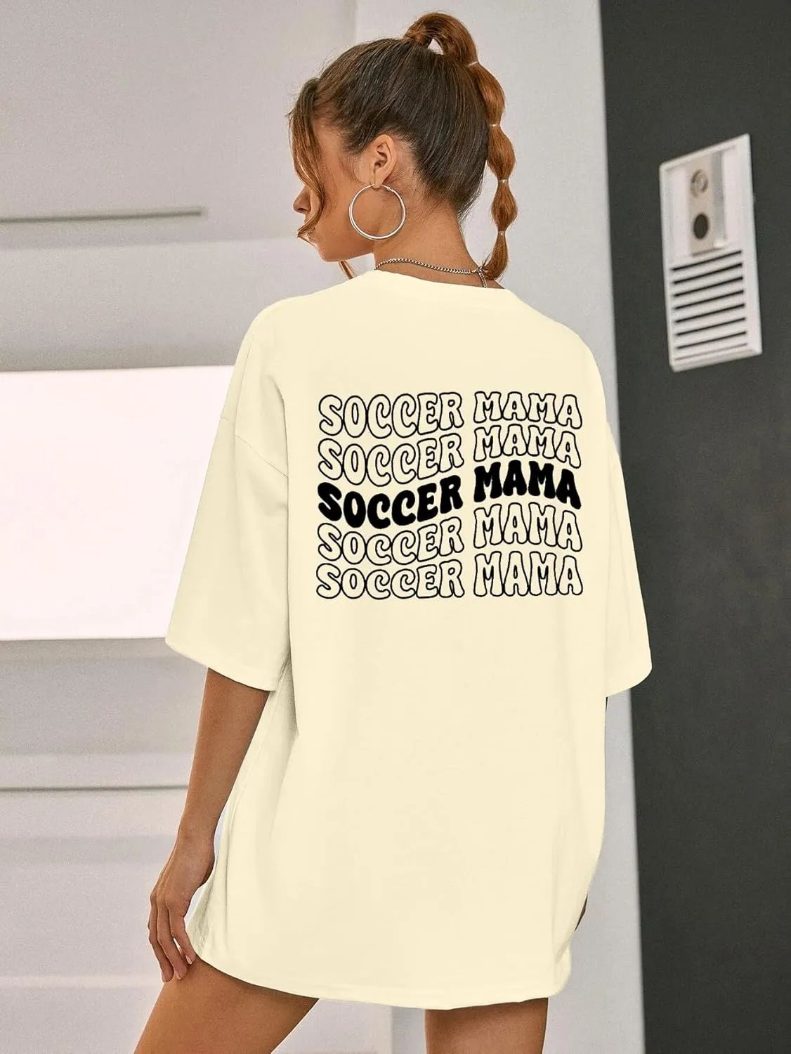 Soccer Mom Shirt for Women Soccer Mama Letter Printed Tee Funny Soccer Graphic T-Shirt Oversized Short Sleeve Tops