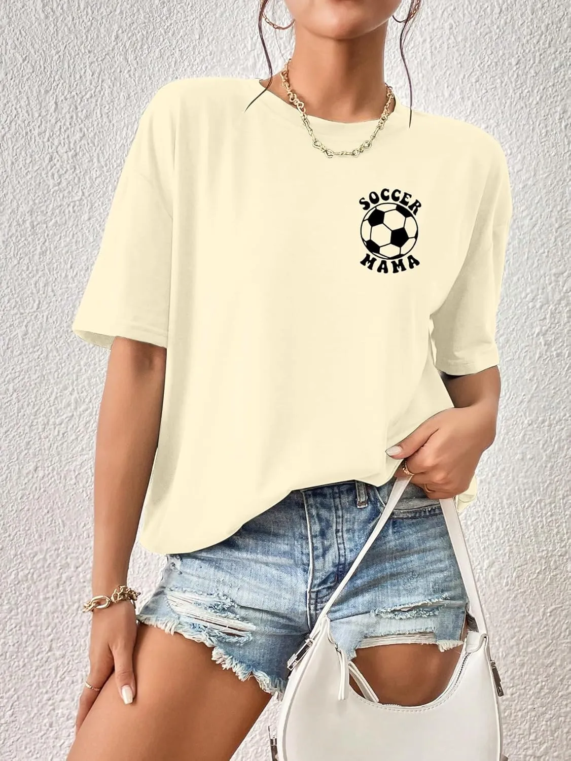 Soccer Mom Shirt for Women Soccer Mama Letter Printed Tee Funny Soccer Graphic T-Shirt Oversized Short Sleeve Tops
