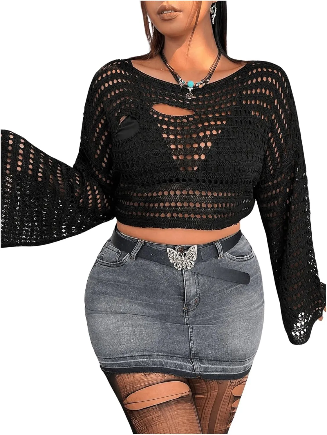 WDIRARA Women's Plus Size Hollow Out Cropped Sweater Keyhole Neck Flare Sleeve Loose Pullovers