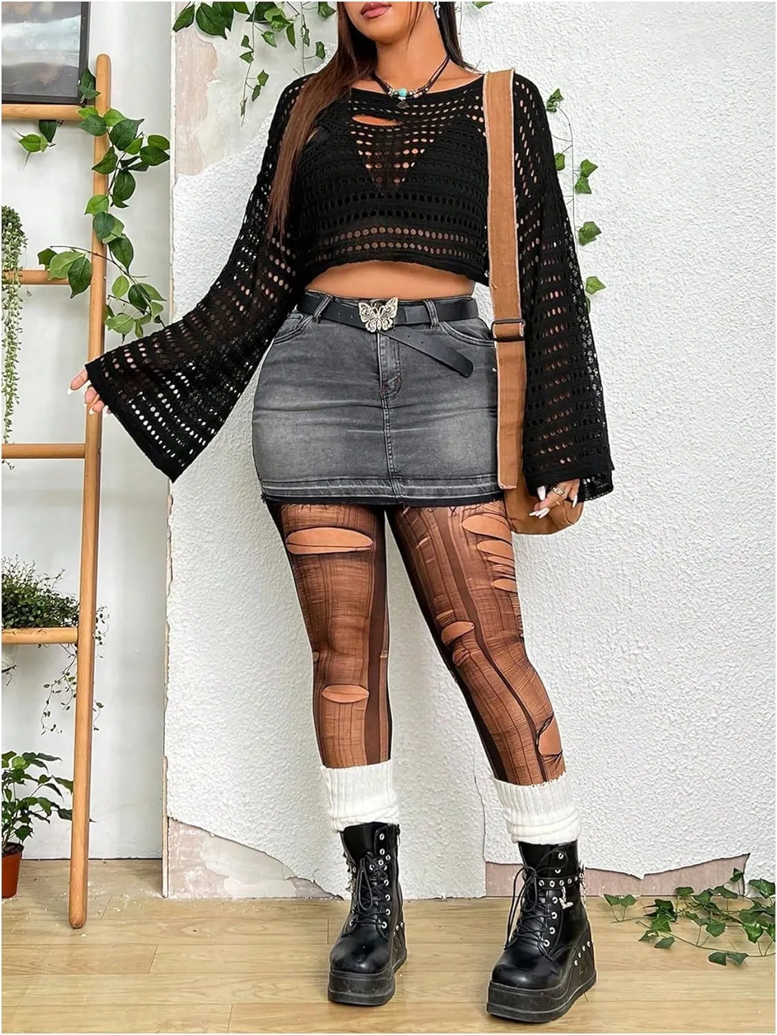 WDIRARA Women's Plus Size Hollow Out Cropped Sweater Keyhole Neck Flare Sleeve Loose Pullovers