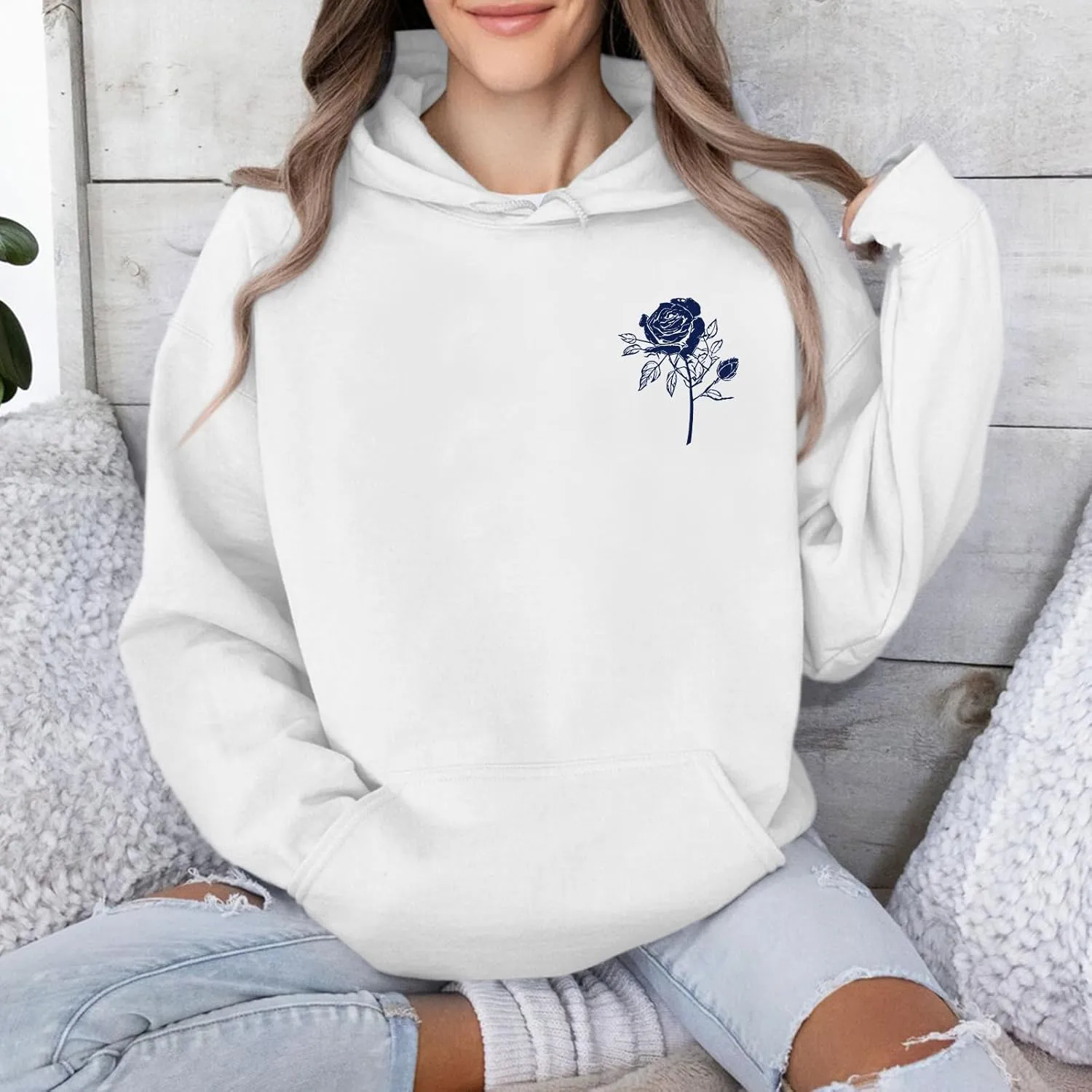 Women Rose Letter Print Hoodie Floral Graphic Vintage Aesthetic Hooded Sweatshirt Flower Fleece Casual Pullover Tops