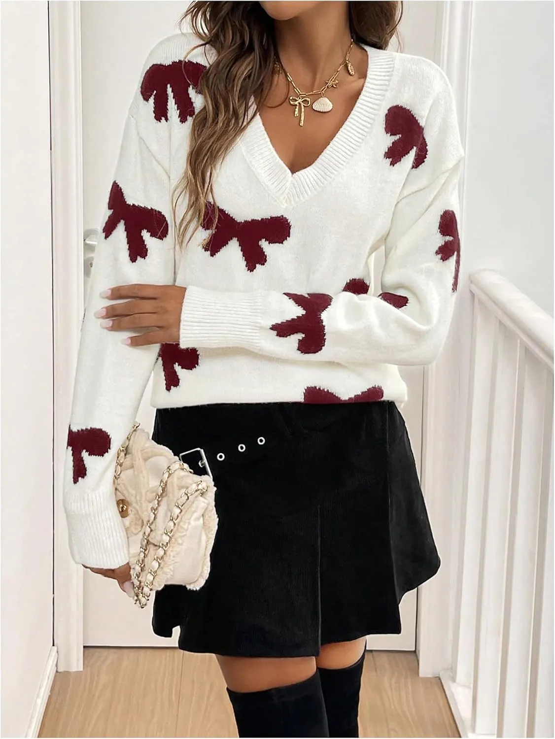 Women's Bow Print Sweaters V Neck Lightweight Sweater Long Sleeve Pullovers Knit Top