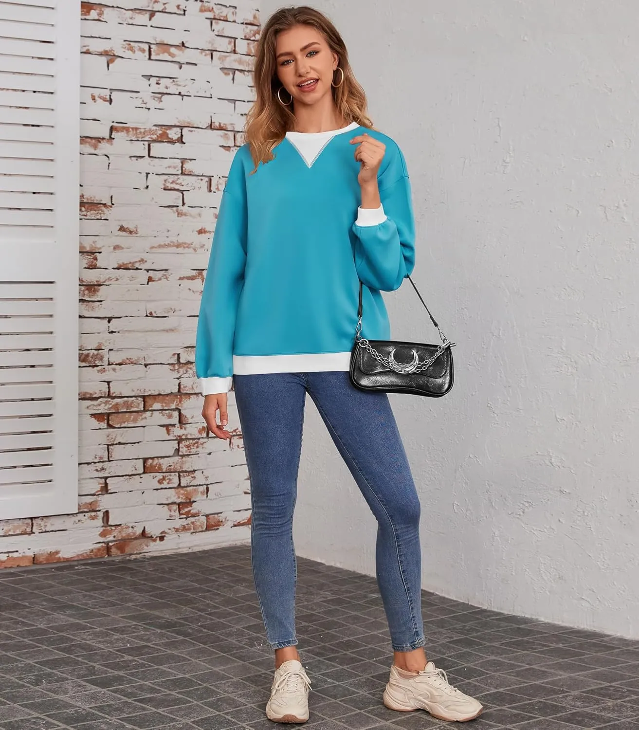 Womens Long Sleeve Color Block Sweatshirts Y2K Crew Neck Oversized Pullover Fall Sweaters Tops with Two Pockets
