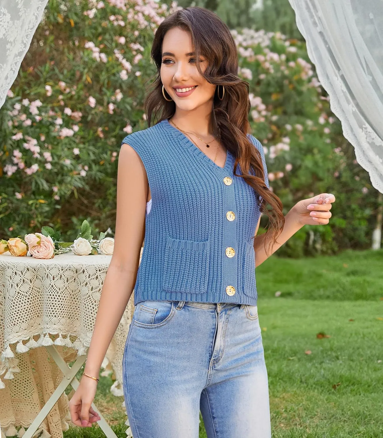 Womens Summer Crop Knit Sweater Vest Sleeveless Button Down Chunky Knit Vest Cardigan with Pockets